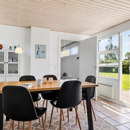 Three Bedroom Amazing In Sydals *