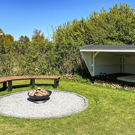 Vakantiehuis Three Bedroom Amazing In Sydals